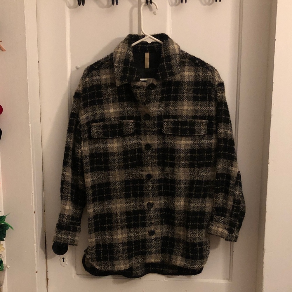 Banana Republic Black and Cream Plaid Shacket